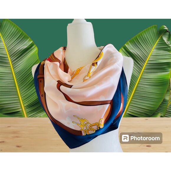 Fashion Floral Silky Scarf Two Tone Peach  NWOT - Picture 2 of 3